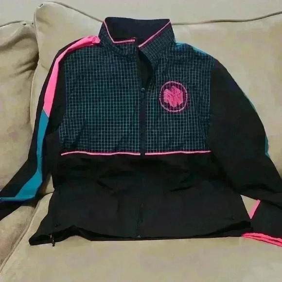 Under Armour Windbreaker - Picture 5 of 9